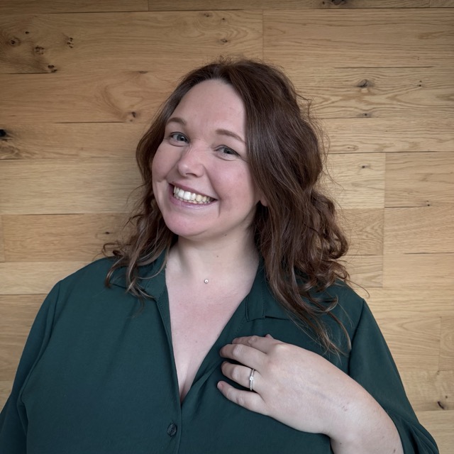 Aziri Office Manager Sofie